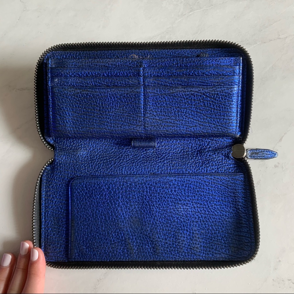 3.1 Phillip Lim blue metallic zip around wallet - Picture 3 of 7